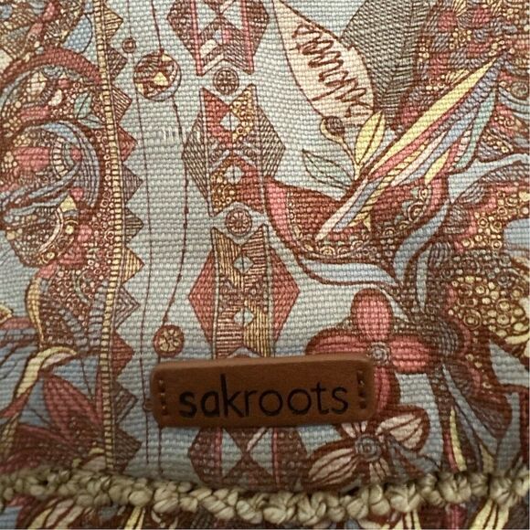 Sakroots Bohemian Crochet Zip Closure Adjustable Crossbody Neutral Tan Blue - Picture 3 of 10